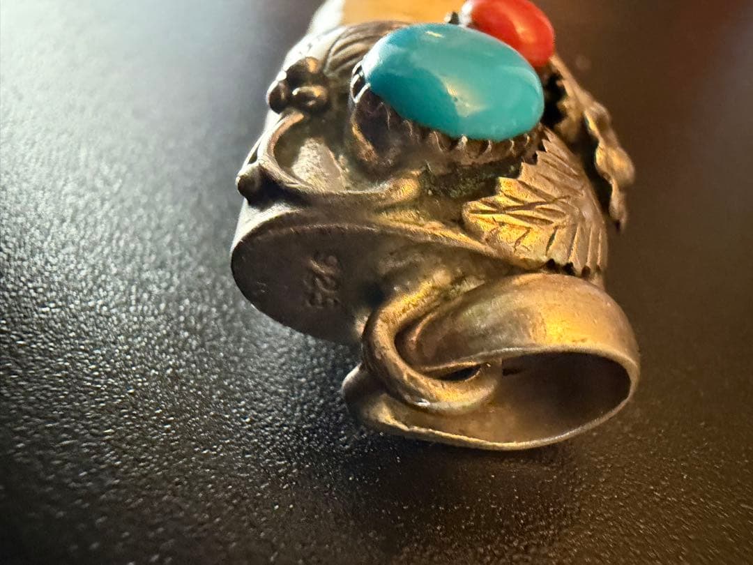 【超希少品】本物のインディアンジュエリー シルバー925/動物牙 ヴィンデージ