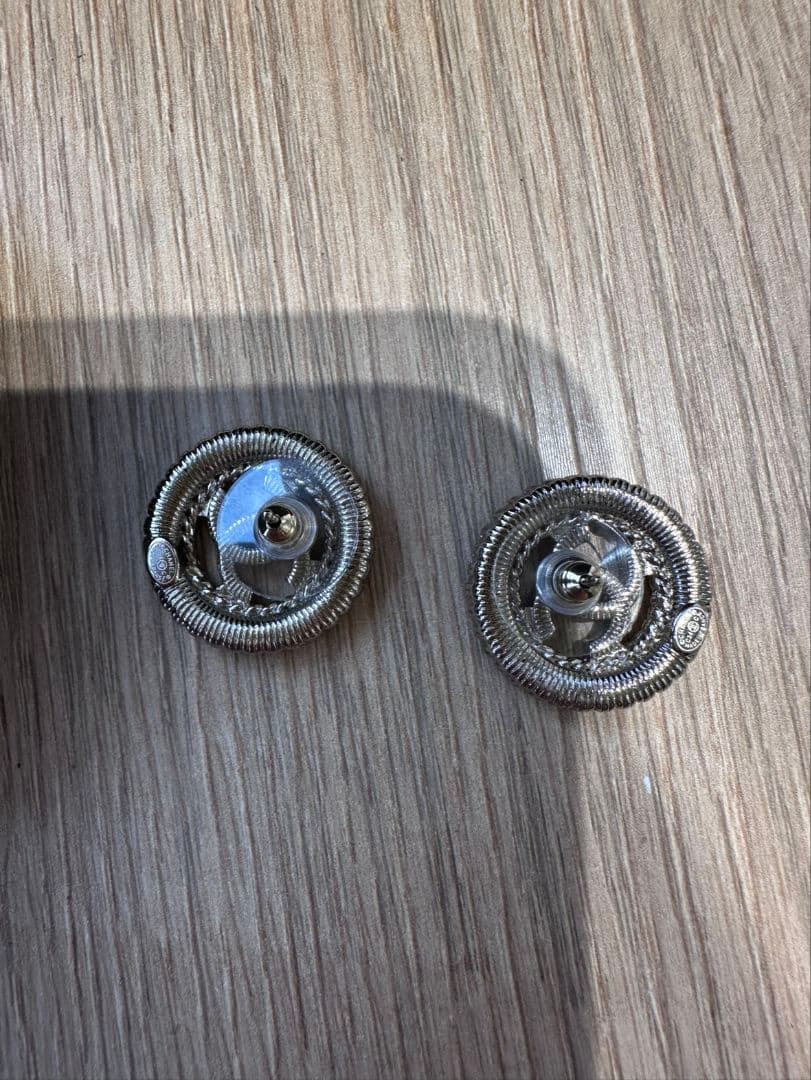 CHANEL ココマーク ラウンド ラインストーン ピアス シルバー