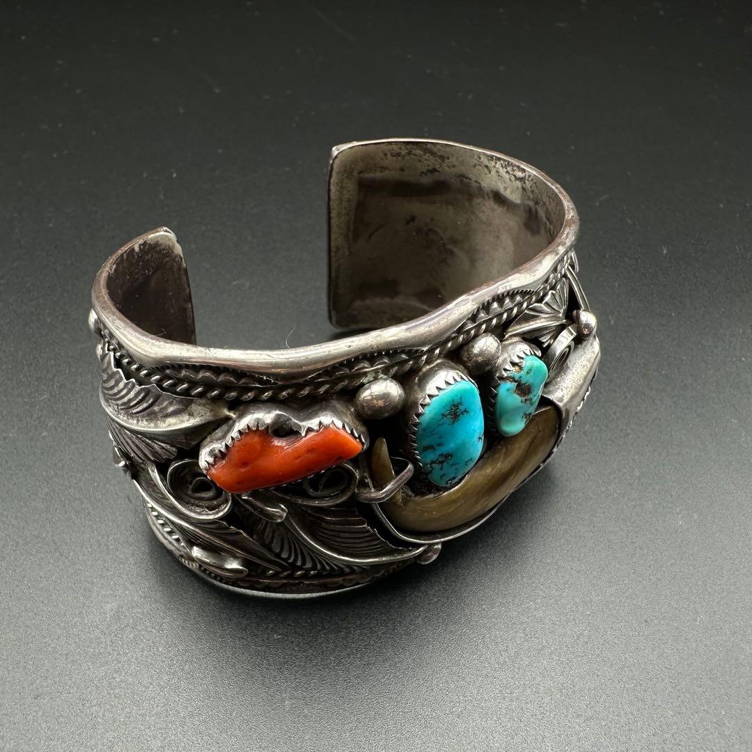 NAVAJO Mike Thomas Jr. ベアクロー×ターコイズ バングル