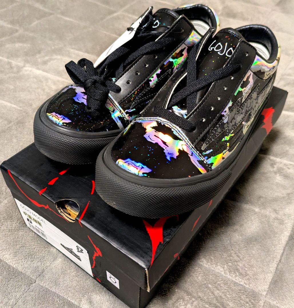 呪術廻戦×MAPPA×MIKIOSUZUKI コラボスニーカー【 五条悟 】