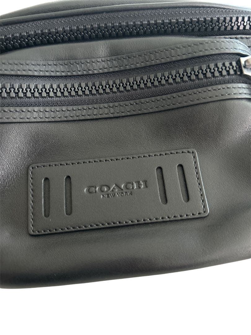 人気⭐︎COACH コーチ F75776 レザー ボディバッグ 黒 ロゴ型押し
