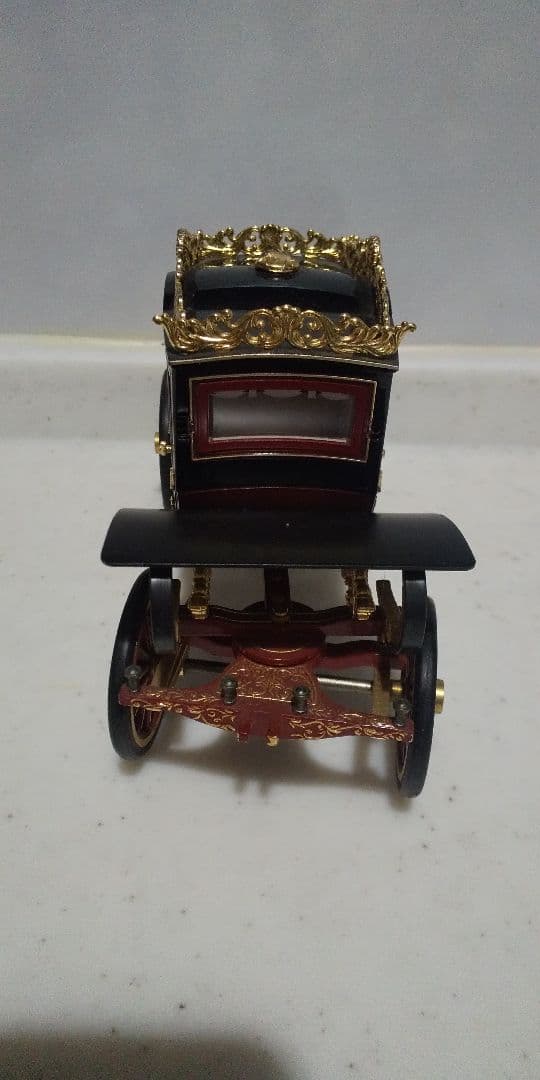 アンティーク昭和天皇馬車フィギュアロイヤルキングダム