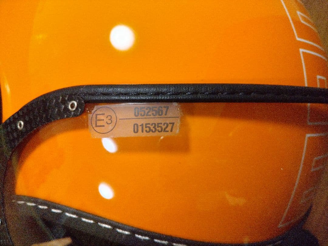 ★momodesign モモデザイン バイザー付きヘルメット Lサイズ★