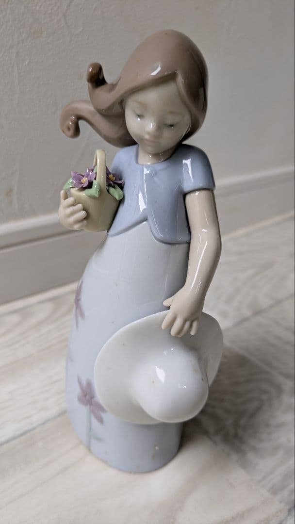 リヤドロ　リトル・バイオレット