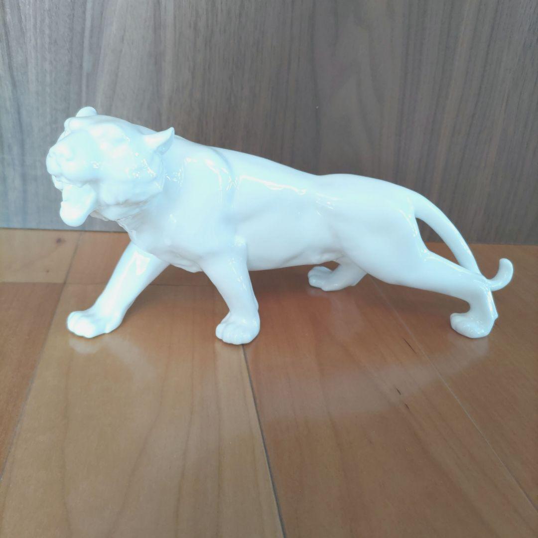 Noritake　ノリタケ　置物　フィギュリン　虎　トラ　タイガー
