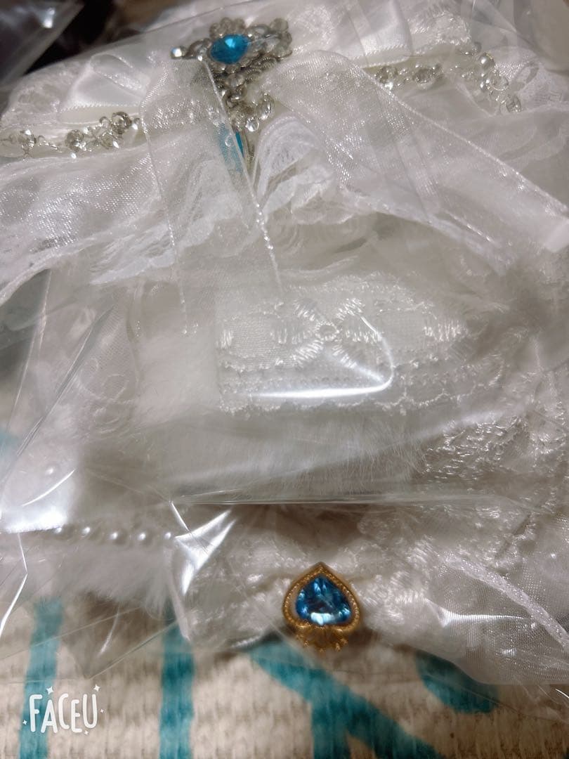 ちょえちょえ　胸ストーン青