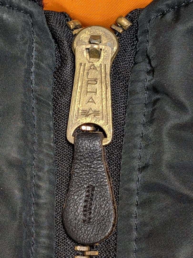 90s アルファMA-1 フライトジャケット黒 短丈 米軍 アメリカ製 米国古着