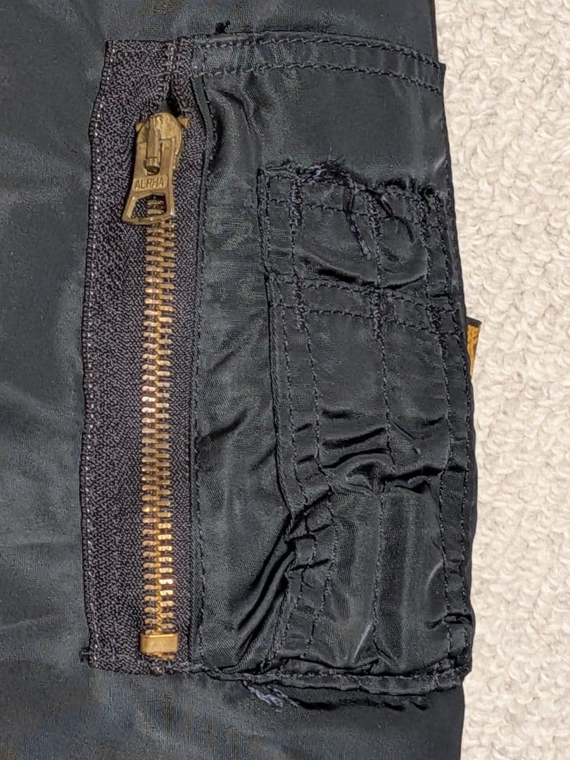 90s アルファMA-1 フライトジャケット黒 短丈 米軍 アメリカ製 米国古着