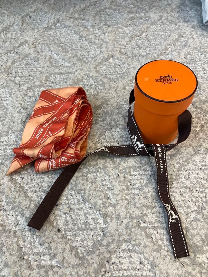 HERMES エルメス ツイリー スカーフ 馬銜・シュミーズ オレンジ系