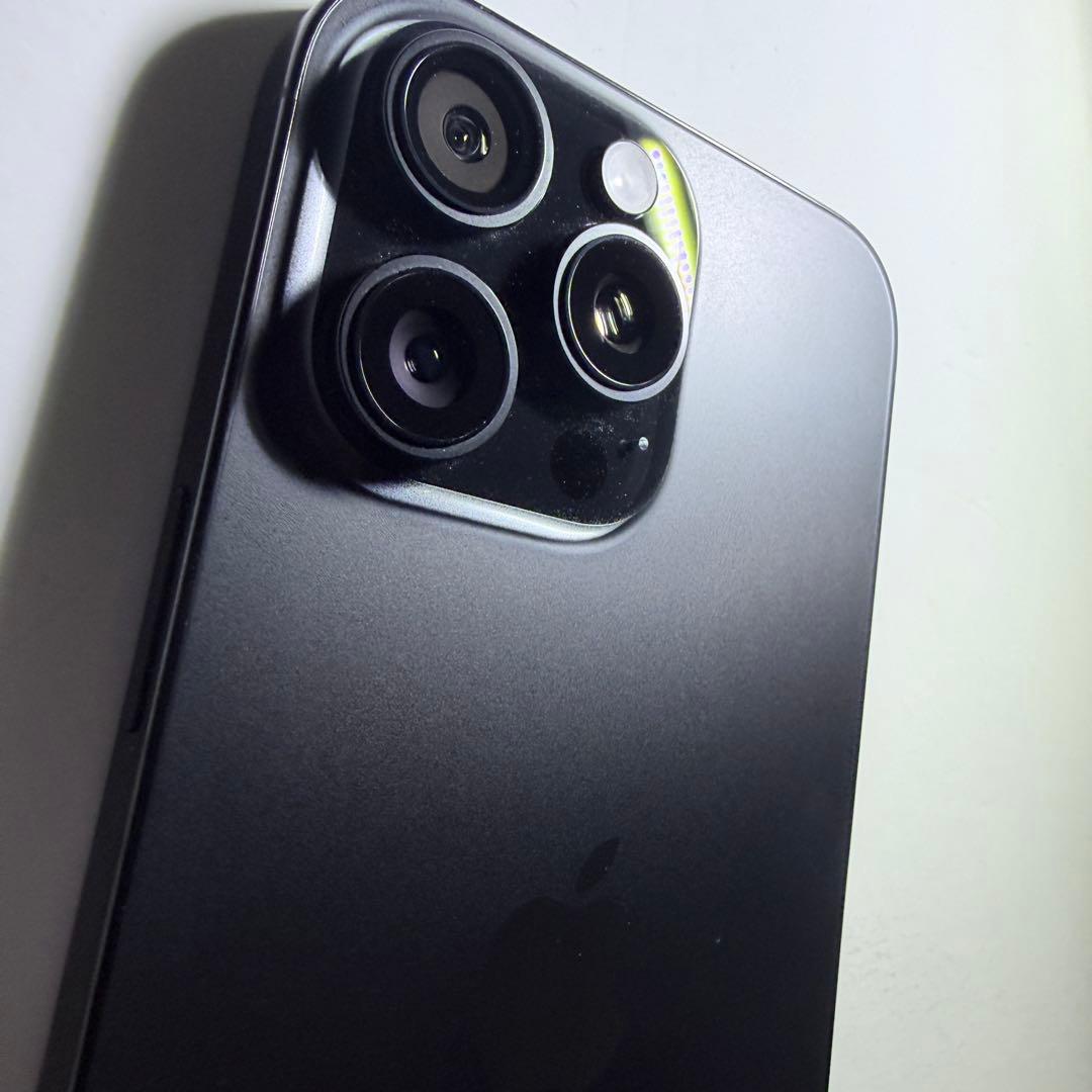 iPhone 16 Pro Max 256GBブラックチタニウム SIMフリー