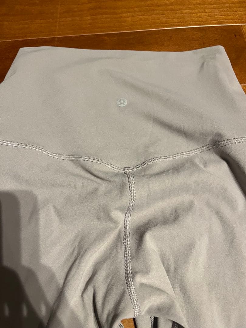 ルルレモン　レギンス　サイズ8