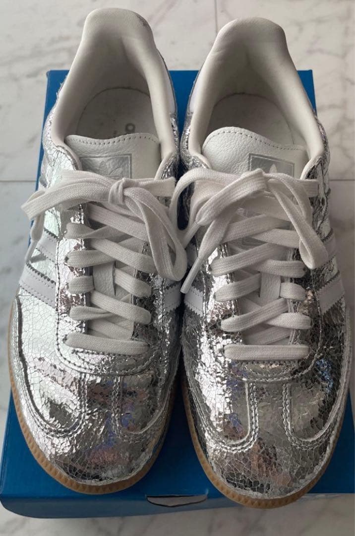 adidas SAMBA シルバー　サンバ アディダス 24cm