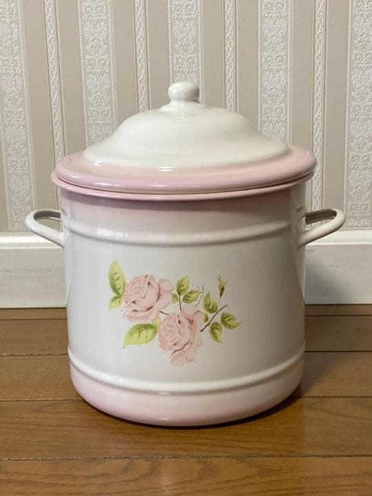 イマン　ダイアナローズ AW ビートストッカーM