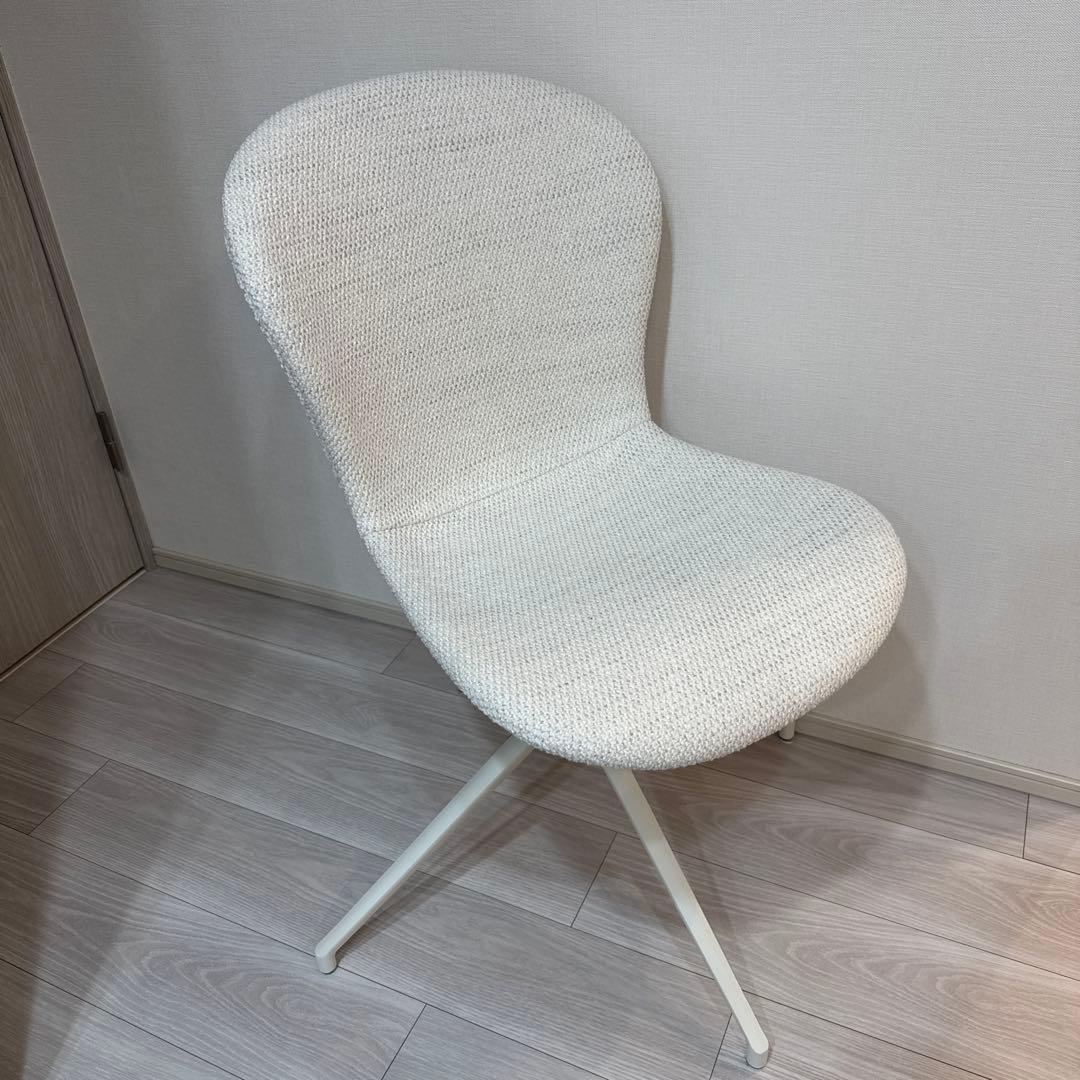 ボーコンセプト アデレード 回転チェア