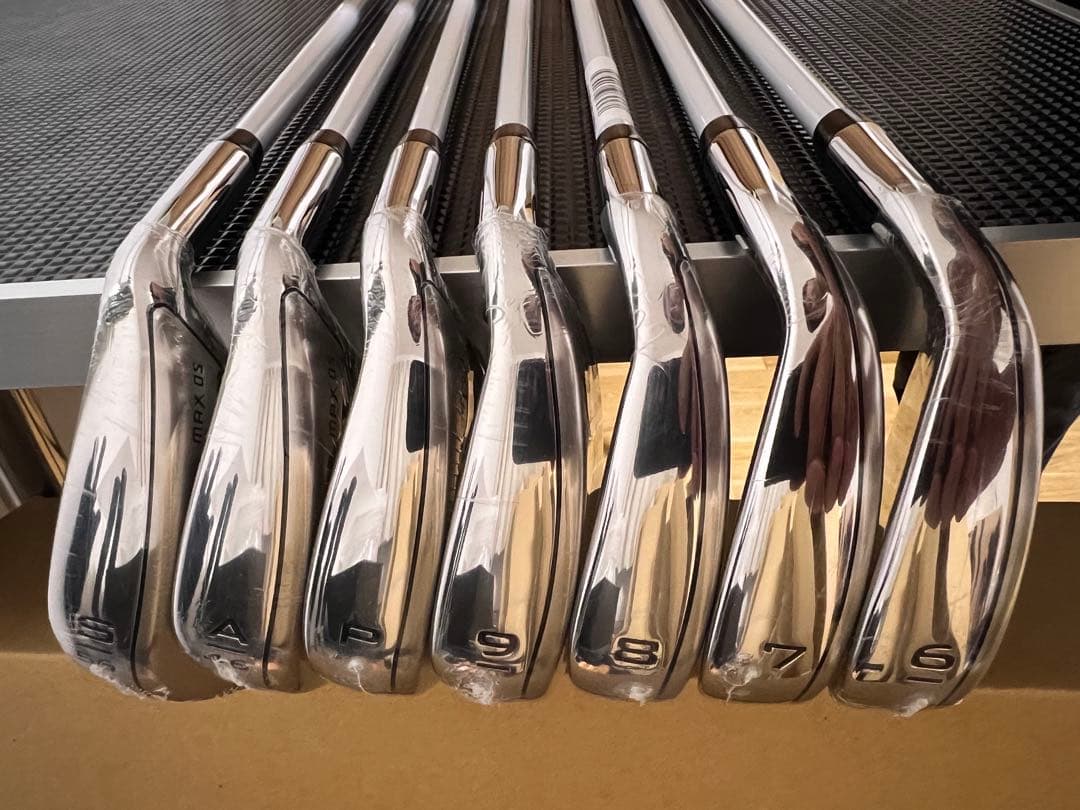 Callaway キャロウェイ ROGUE ST MAX