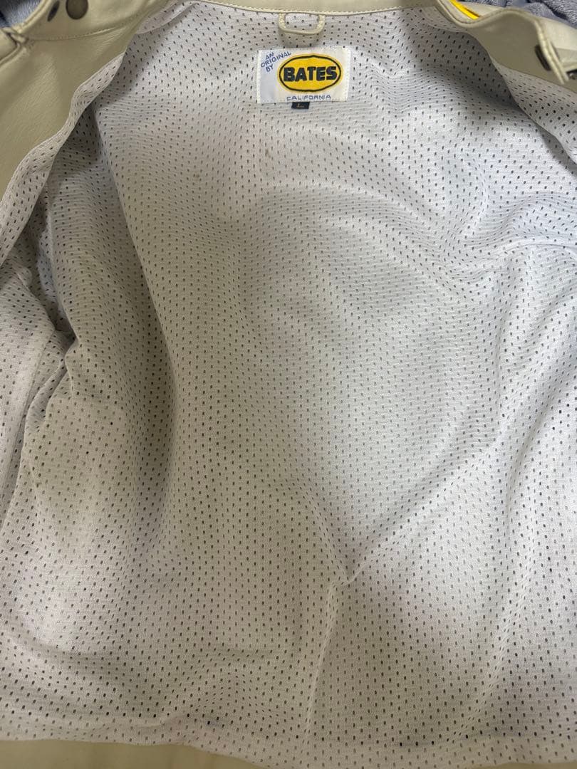 BATES オフホワイト レザージャケット