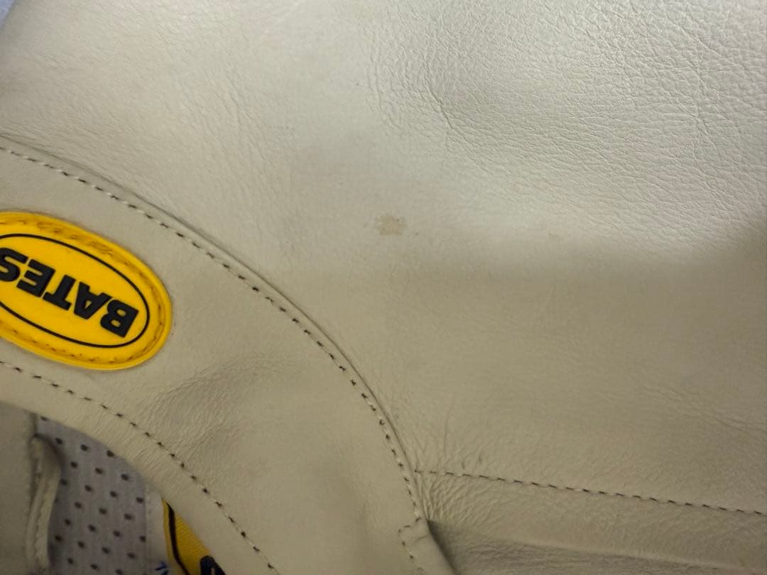 BATES オフホワイト レザージャケット