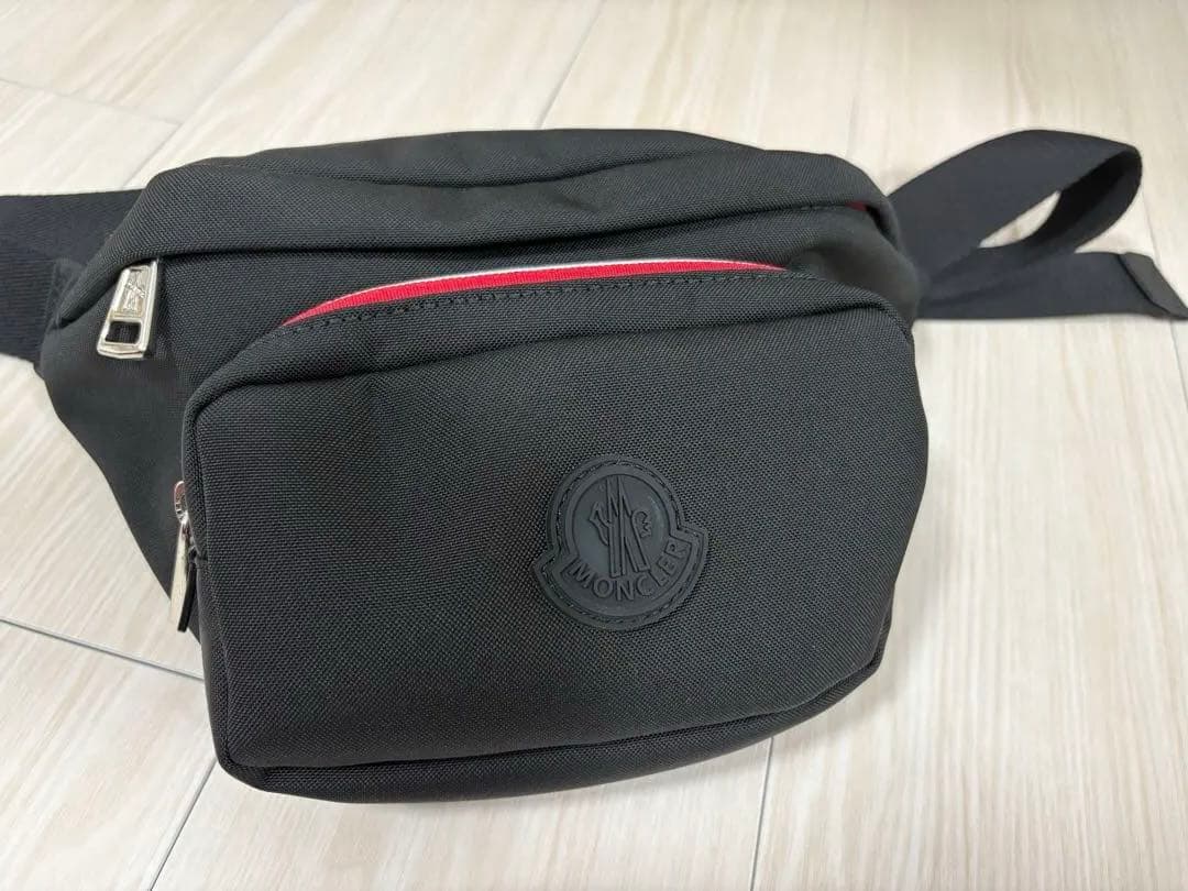 グ*ス様 MONCLER ボディーバック