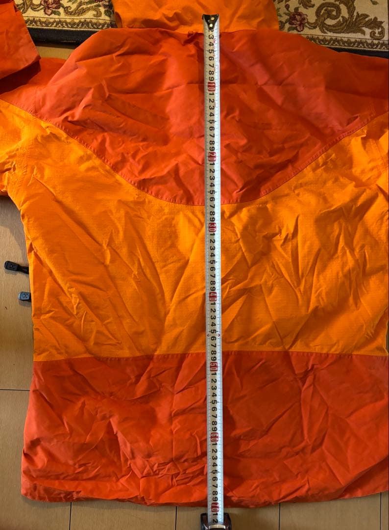 T*i様 HAGLOFS ホグロフス マウンテンパーカー 美品 パタゴニア ノー