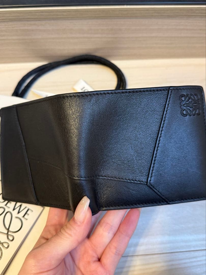 LOEWE パズル財布