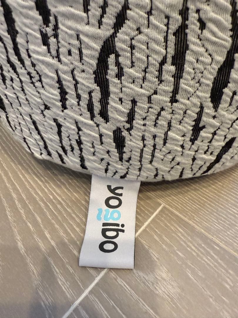 美品！ヨギボー　ラックス　ロールマックス　プレミアム　ライトグレー　Yogibo