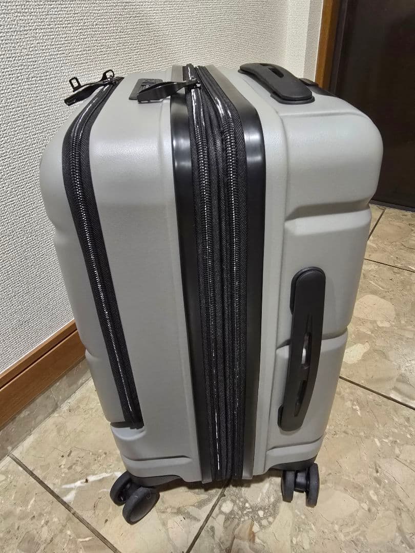 機内持ち込みスーツケースTIERRAL TORERU ティエラル トレル グレー