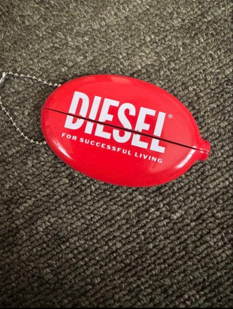 DIESELネックレス　ケース付き