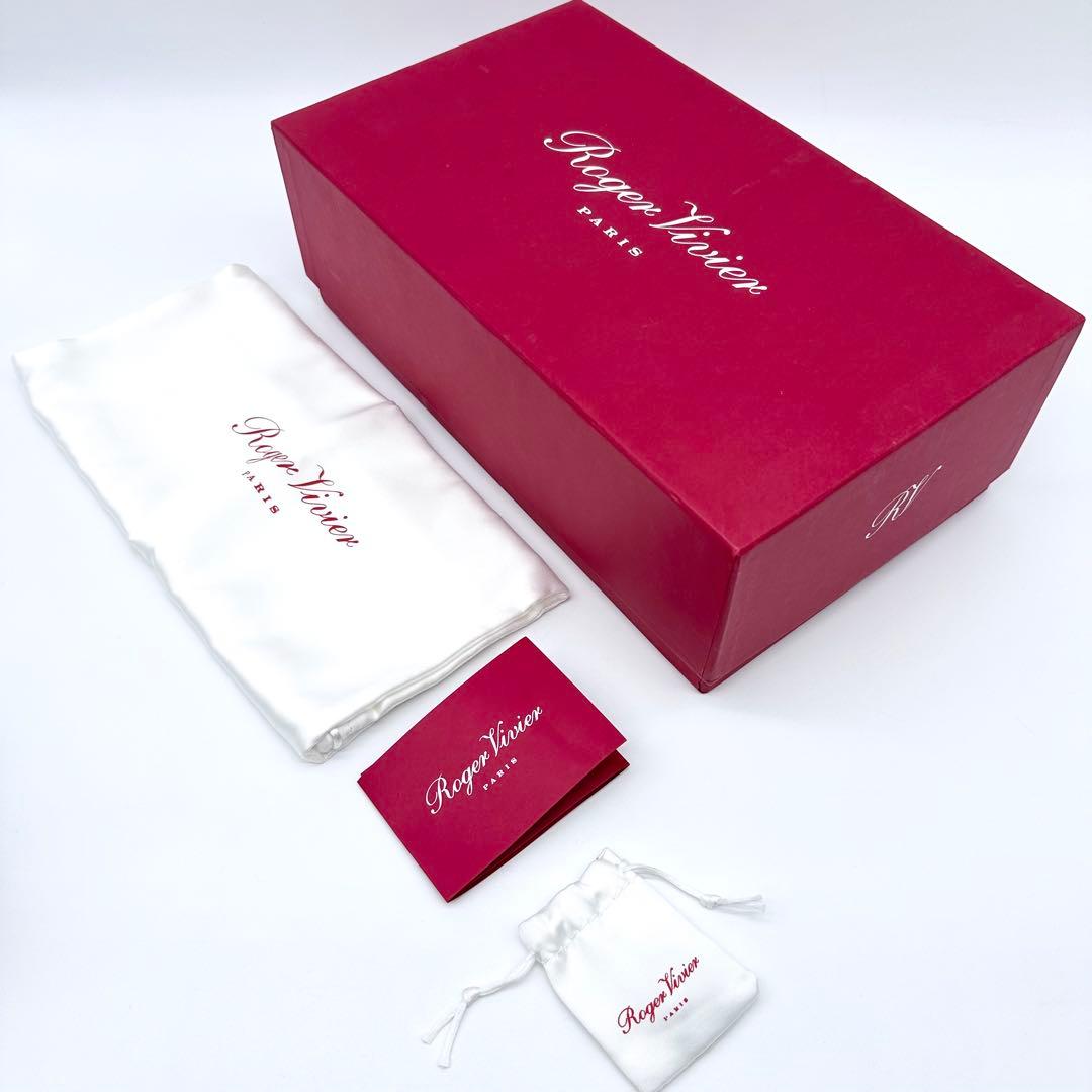 未使用✨ロジェヴィヴィエ スエード パンプス ハイヒール グリーン系 23.5位