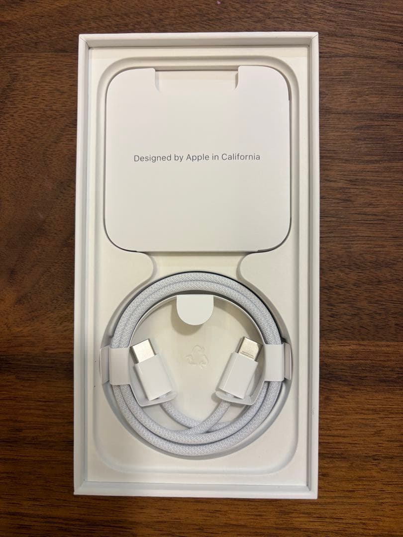 Apple iPhone 15 本体