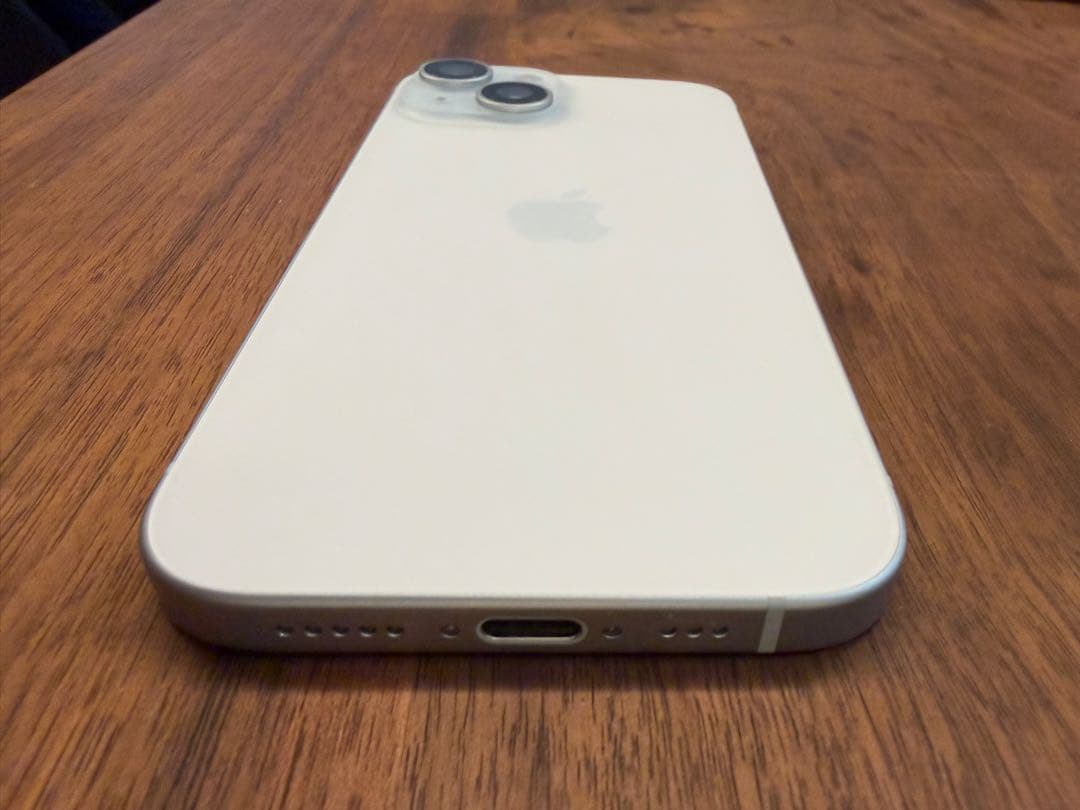 Apple iPhone 15 本体