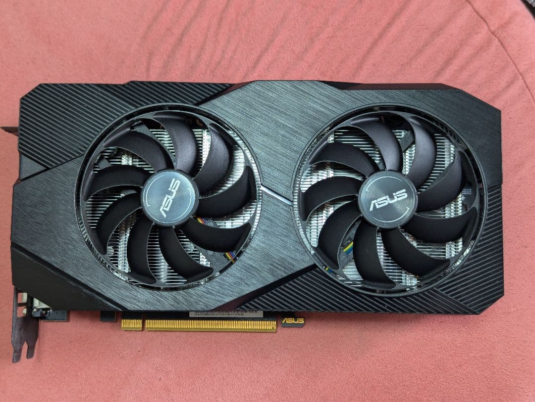 グラフィックボード・グラボ・ビデオカード ASUS RTX 2060 6go