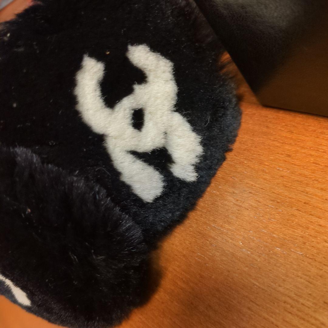 シャネル　イヤーマフラー　箱2つ付属