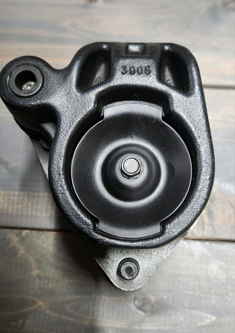 ハーレー　エボ純正キャリパー　　　　ブレーキパット新品　+　メンテ済