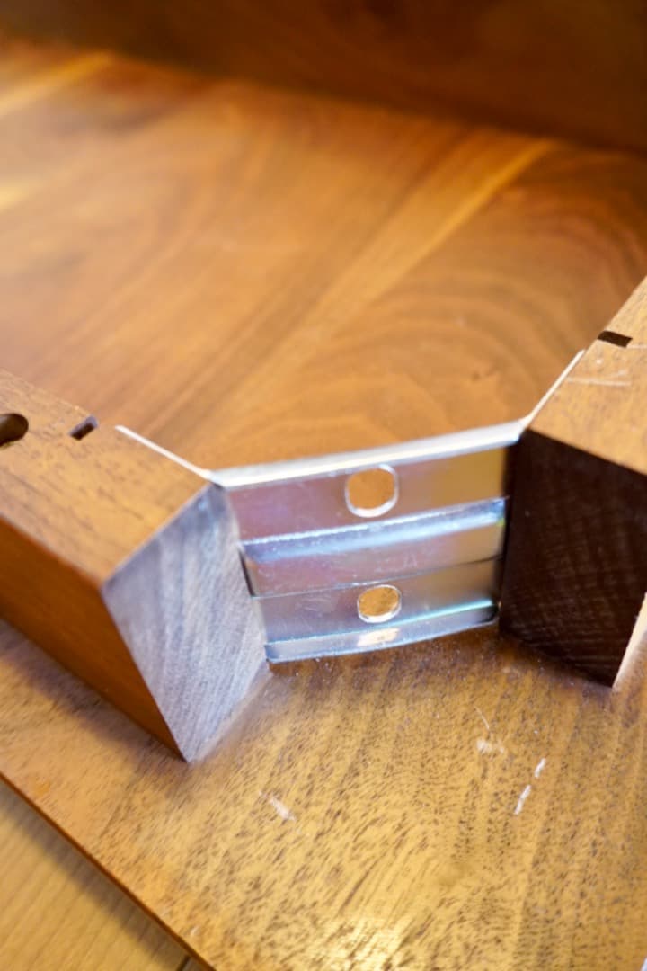 ACTUS REN ダイニングテーブル ウォールナット 北欧テイスト