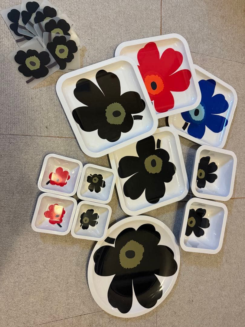 マリメッコ　食器セット売り