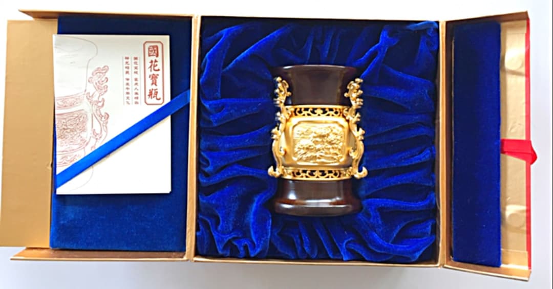 レア！中国名人彫刻芸術家の作品 浮き彫り彫金と紅木紫檀の芸術花瓶 セール！