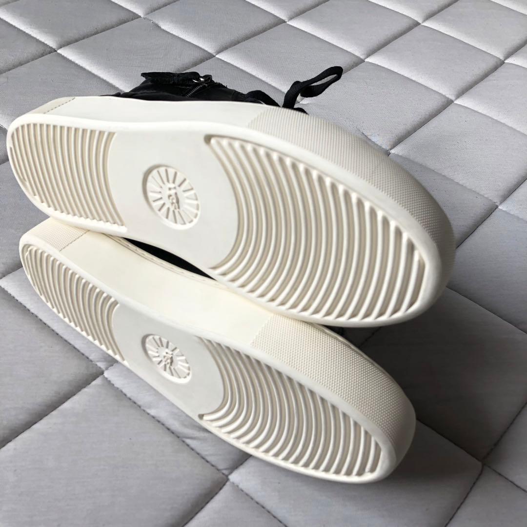 新品試着 UGG OLLI アグ レザー ハイカット ブラック サイドジップ23