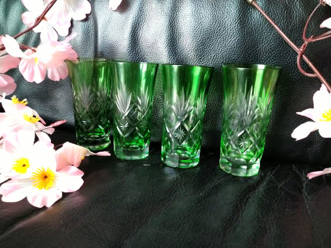 ♥オシャレな【豪華に８角切子グラス付】♥【２ステージ演出素敵な白長皿】ダブル4組