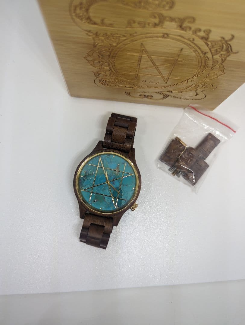 noz ターコイズ　天然石腕時計