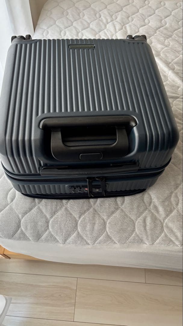 イノベーター スーツケース INV20 33L ディープシー