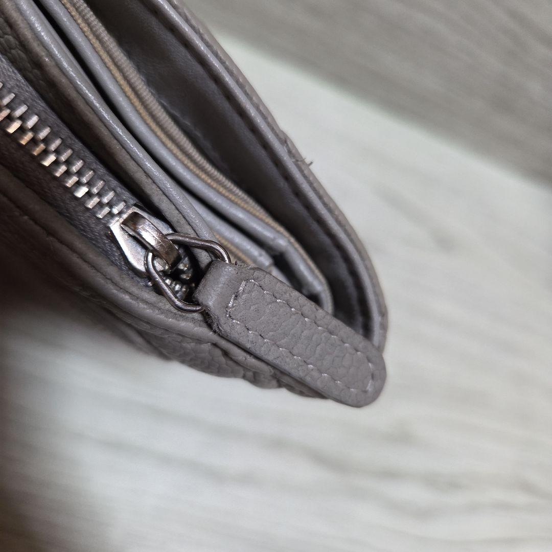 シャネル 二つ折り財布 マトラッセ ココマーク キャビアスキン