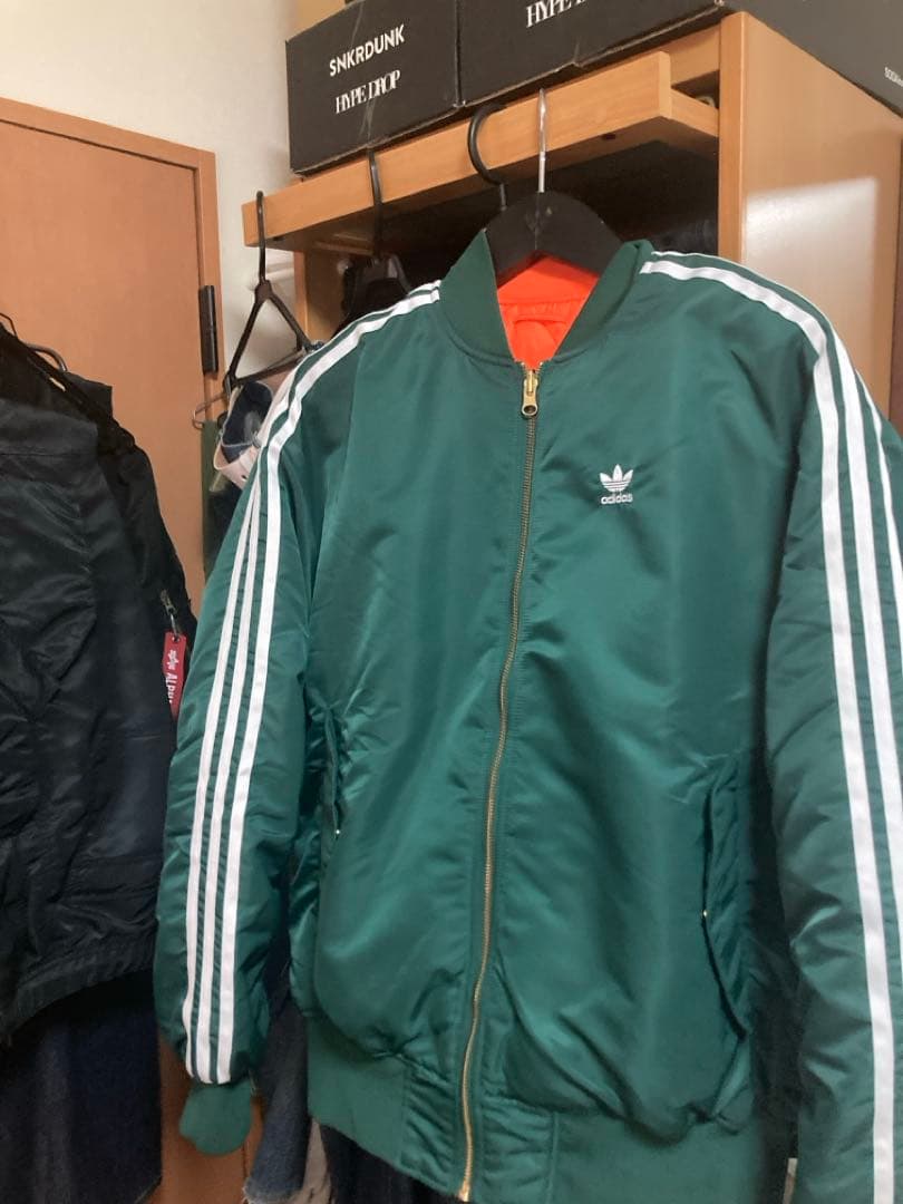 アディダス/アディレニウム MA-1 ボンバージャケット リバーシブル 深緑