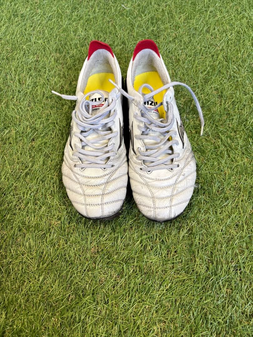 Mizuno Morelia Neo 4サッカーシューズ ホワイト/レッド