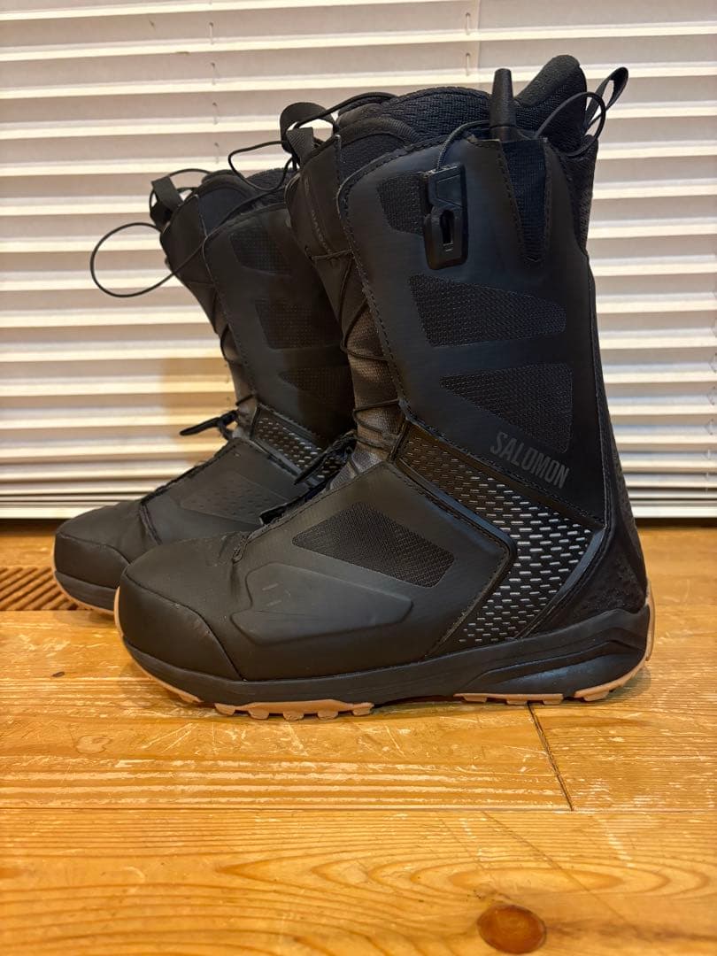 Salomon DIALOGUE wide ダイアログ ワイド 26 ブーツ