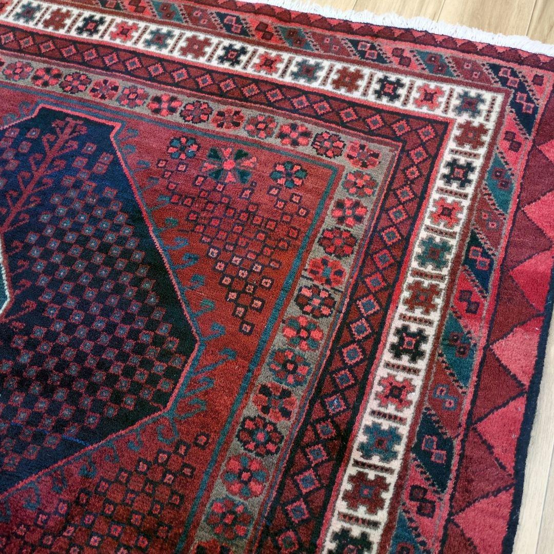 ペルシャ絨毯　シ－ラーズ産 215x135 クリーニング済 shiraz