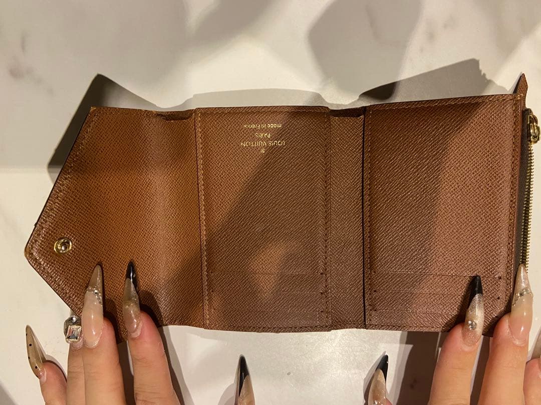 ルイヴィトン　LOUISVUITTON 財布