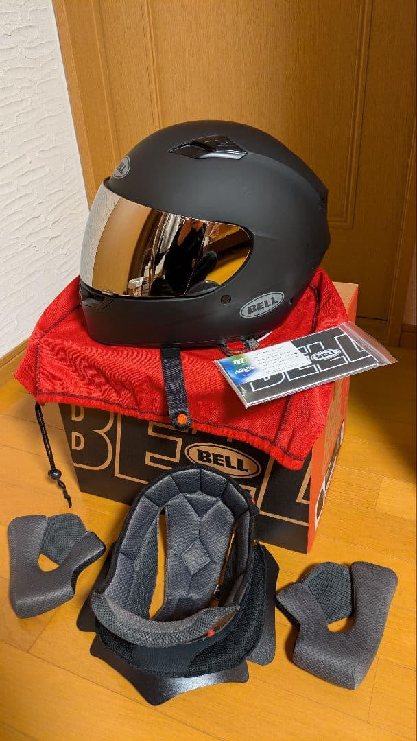 BELL　Qualifierフルフェイスヘルメット マットブラック