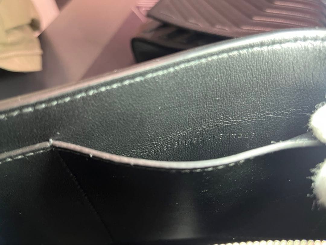 バレンシアガ　downtown メッセンジャー　24SS バッグ