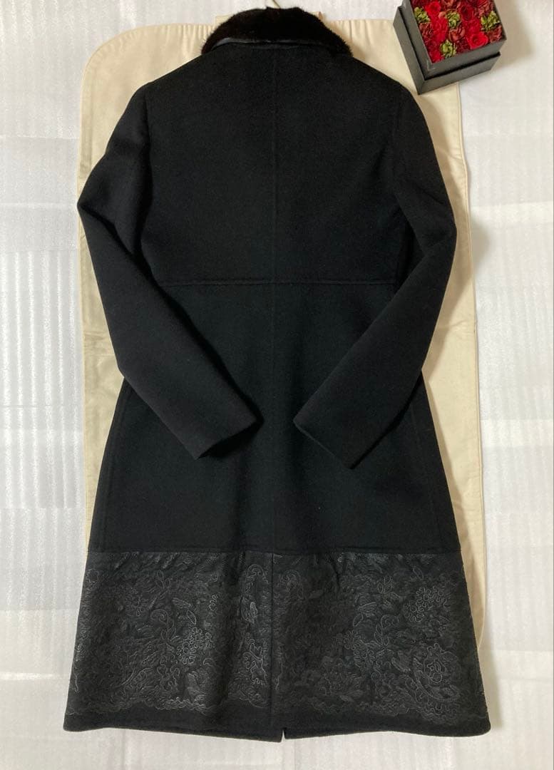 【2/15までの出品】ヴァレンティノ ブラックロングコートカシミヤ混ファー付き