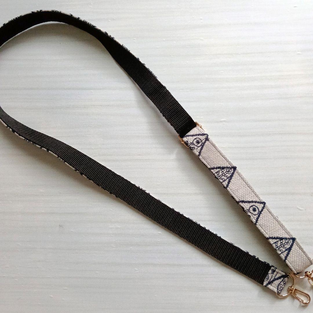 ミナペルホネン　ショルダーバッグポシェット　シンフォニー　ライトグレー　猫さん